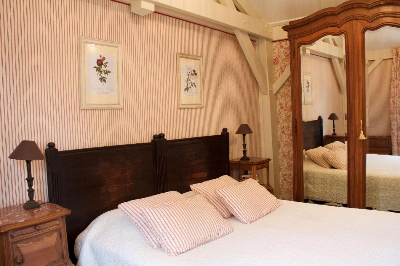 Hotel Diderot Chinon Zewnętrze zdjęcie
