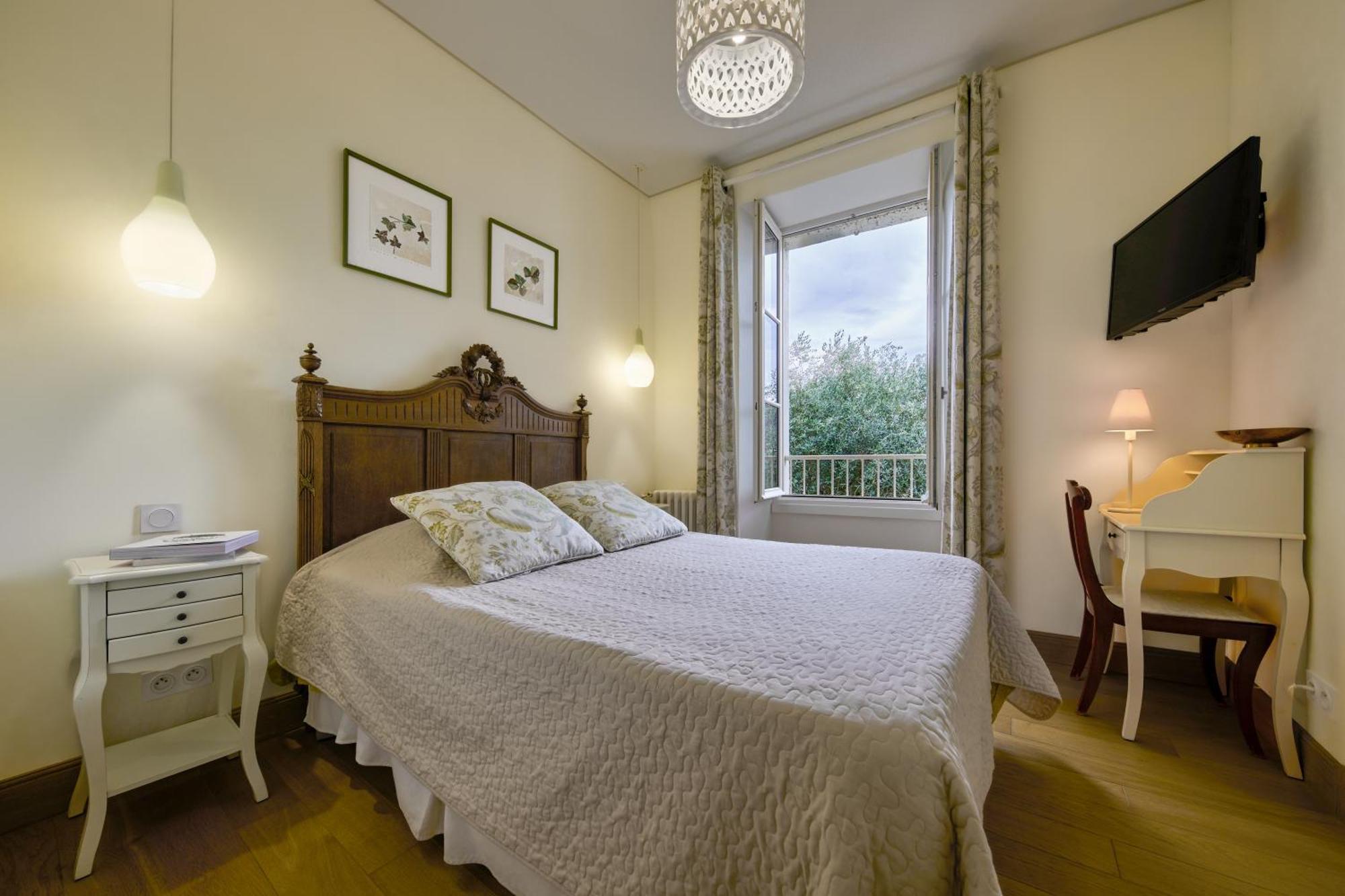 Hotel Diderot Chinon Zewnętrze zdjęcie