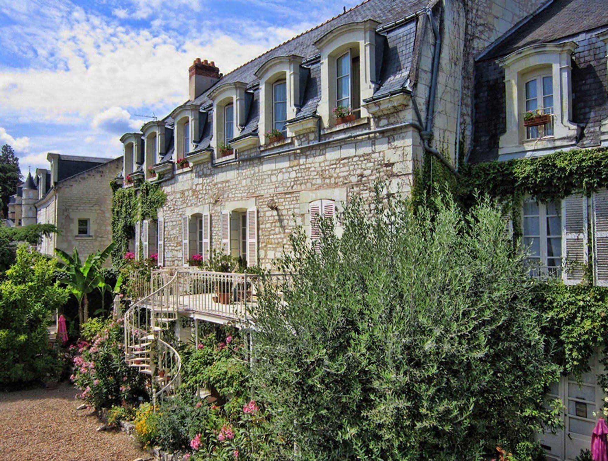 Hotel Diderot Chinon Zewnętrze zdjęcie