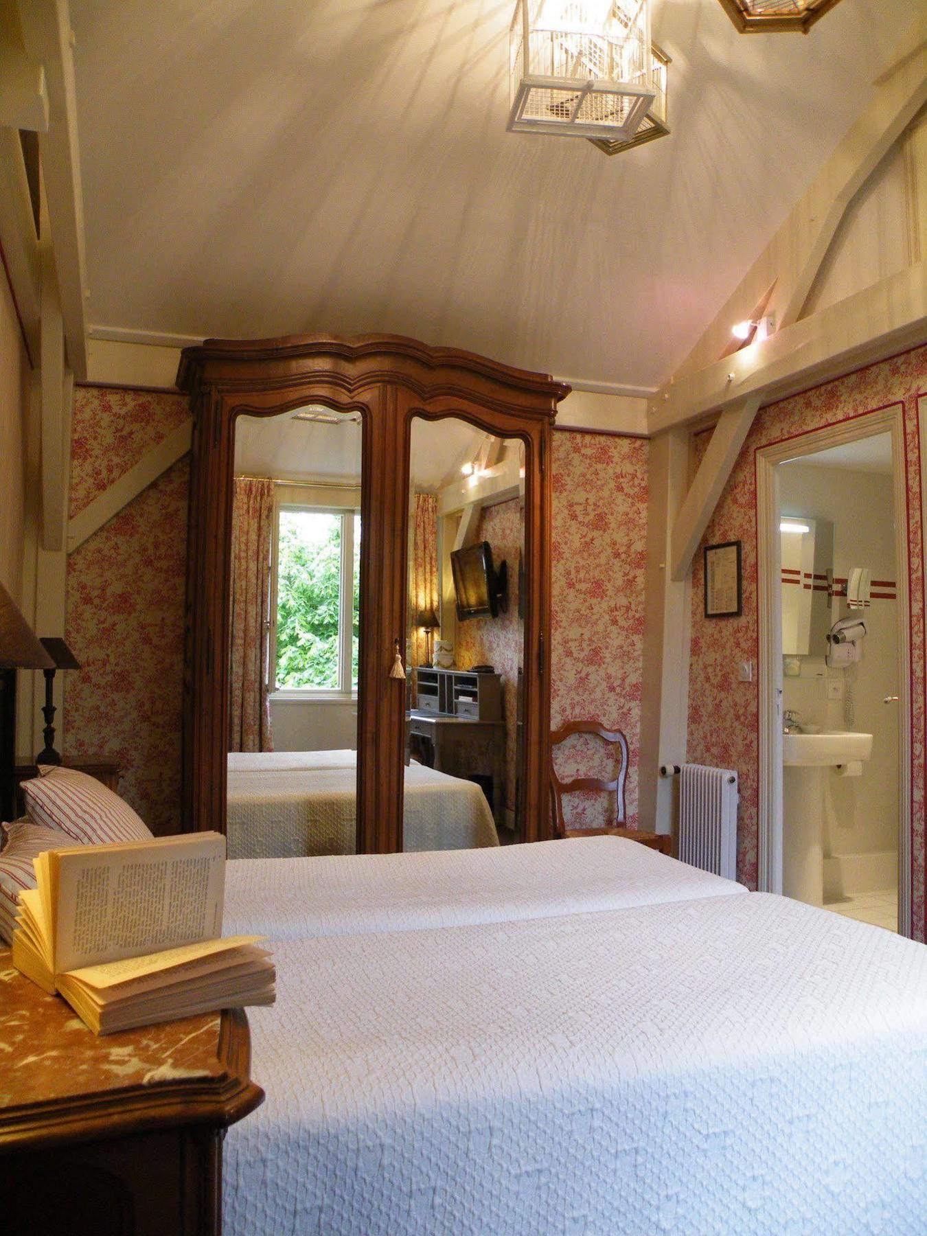 Hotel Diderot Chinon Zewnętrze zdjęcie
