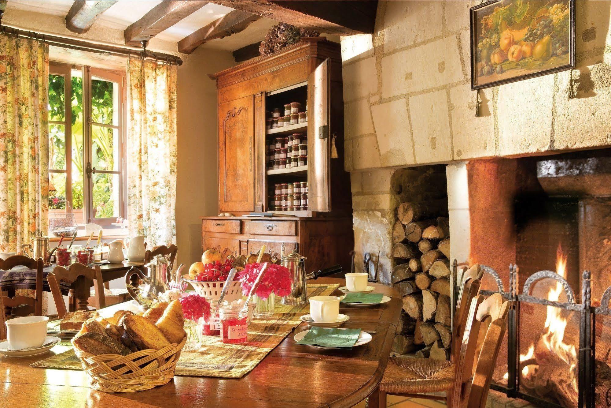 Hotel Diderot Chinon Zewnętrze zdjęcie